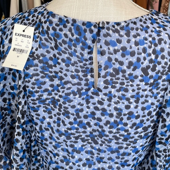 EXPRESS Leopard Print Tiered Ruffle Sleeve Peplum Top - Picture 10 of 10